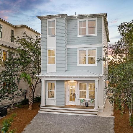 סנטה רוזה ביץ' Shellabrate Good Times A Brand New Home For 2024 Only 3 Blocks To The Beach With Community Pool מראה חיצוני תמונה