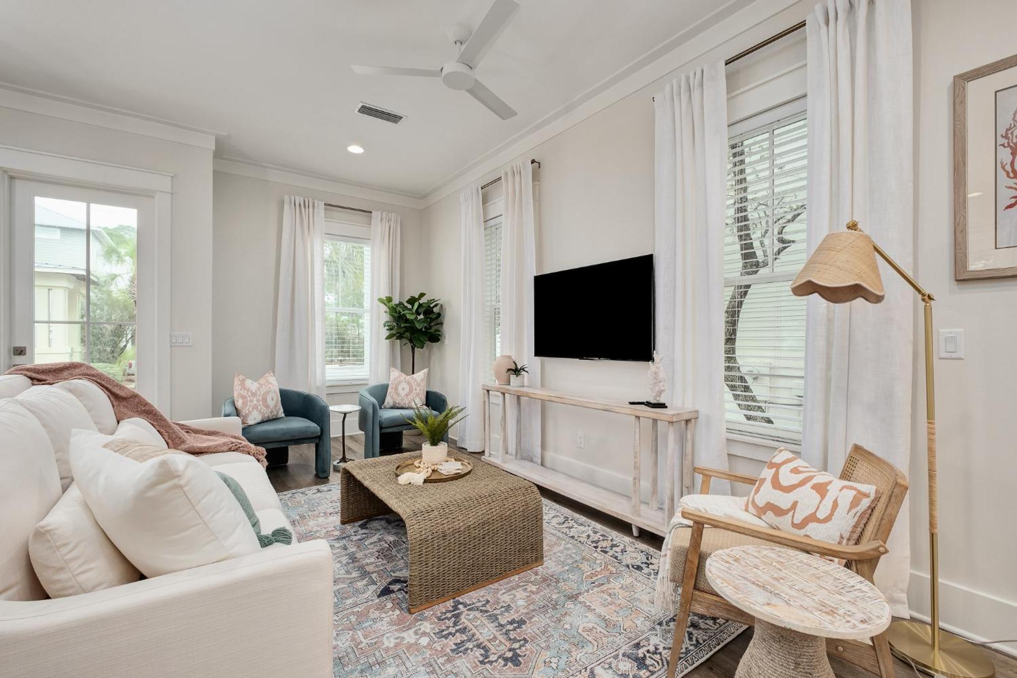 סנטה רוזה ביץ' Shellabrate Good Times A Brand New Home For 2024 Only 3 Blocks To The Beach With Community Pool מראה חיצוני תמונה