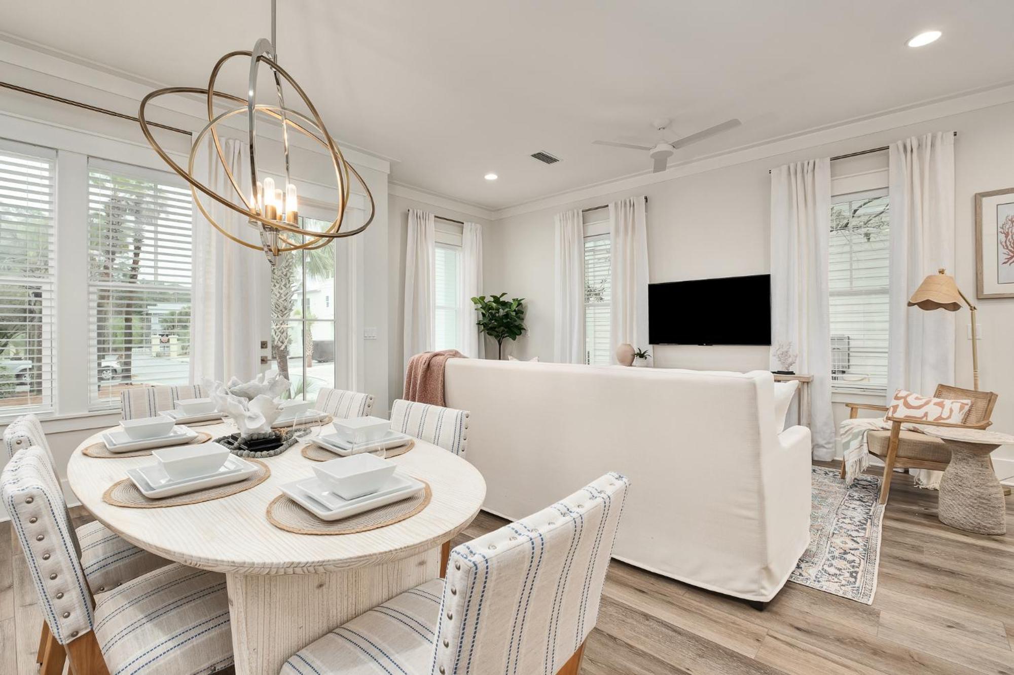 סנטה רוזה ביץ' Shellabrate Good Times A Brand New Home For 2024 Only 3 Blocks To The Beach With Community Pool מראה חיצוני תמונה