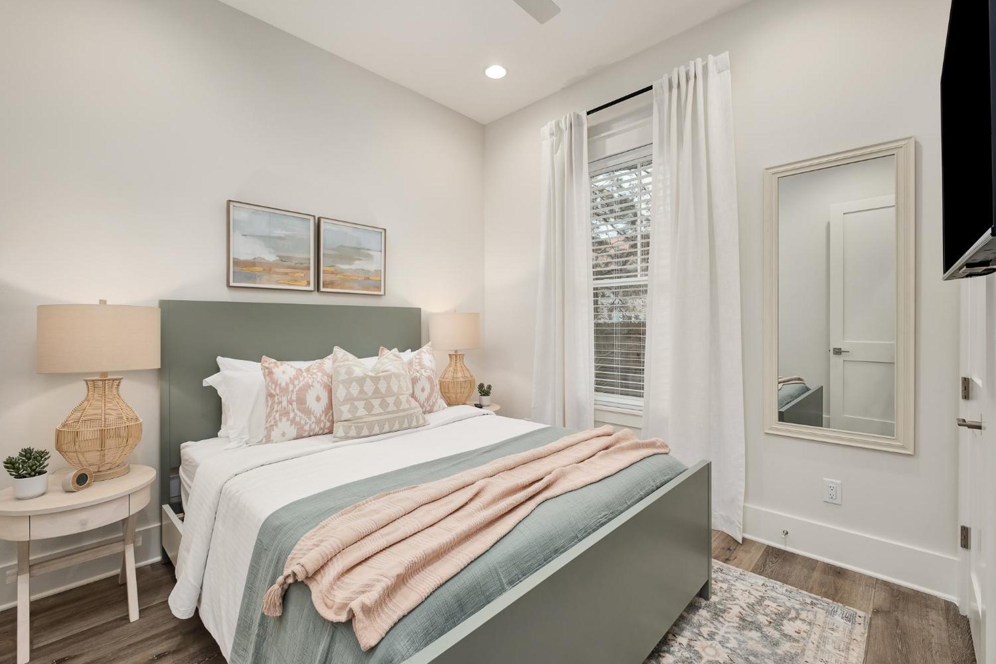 סנטה רוזה ביץ' Shellabrate Good Times A Brand New Home For 2024 Only 3 Blocks To The Beach With Community Pool מראה חיצוני תמונה