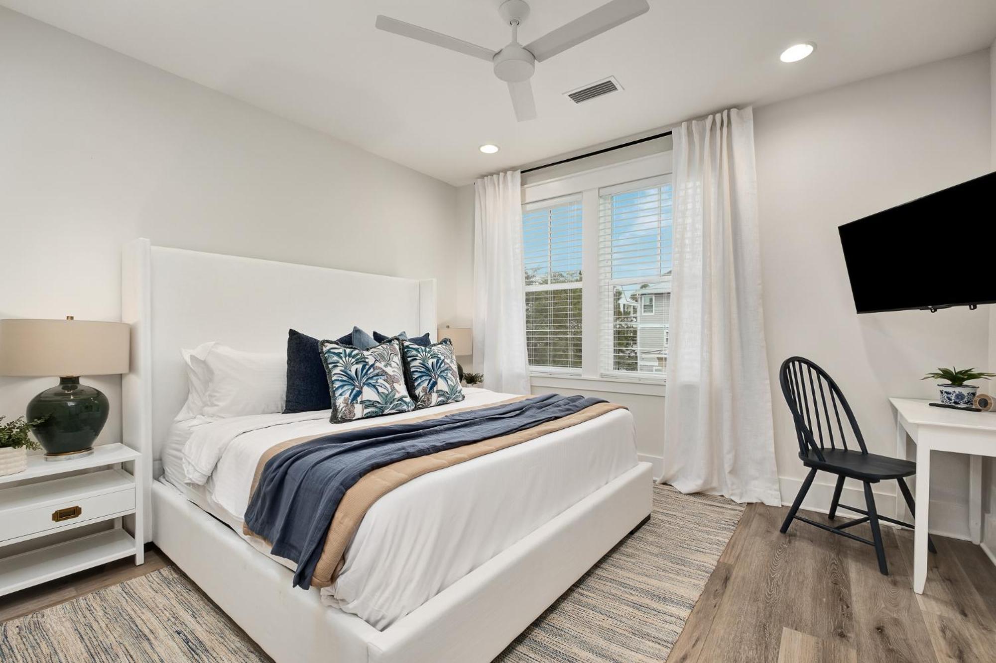 סנטה רוזה ביץ' Shellabrate Good Times A Brand New Home For 2024 Only 3 Blocks To The Beach With Community Pool מראה חיצוני תמונה